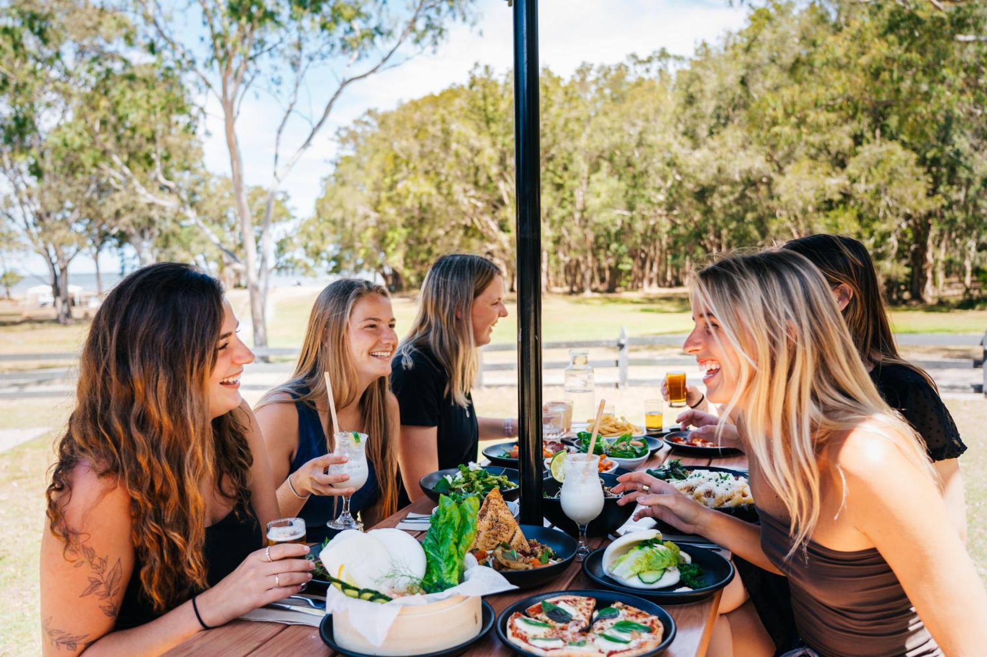 Kangarooms Noosa Everglades Cootharaba ภายนอก รูปภาพ
